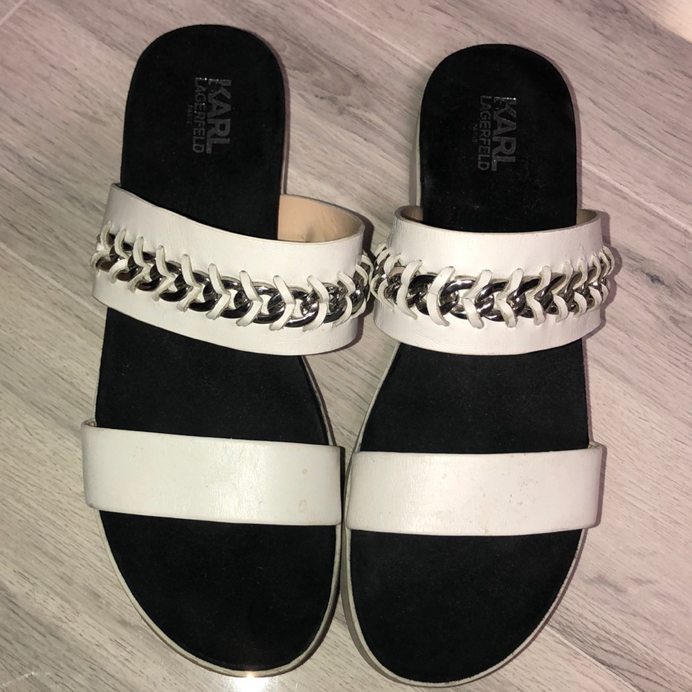 WHITE VACCHETTA SLIDE SHOES BY KARL LAGERFELD